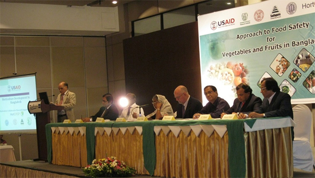 Conference speakers and panel at food safety meeting in Bangladesh