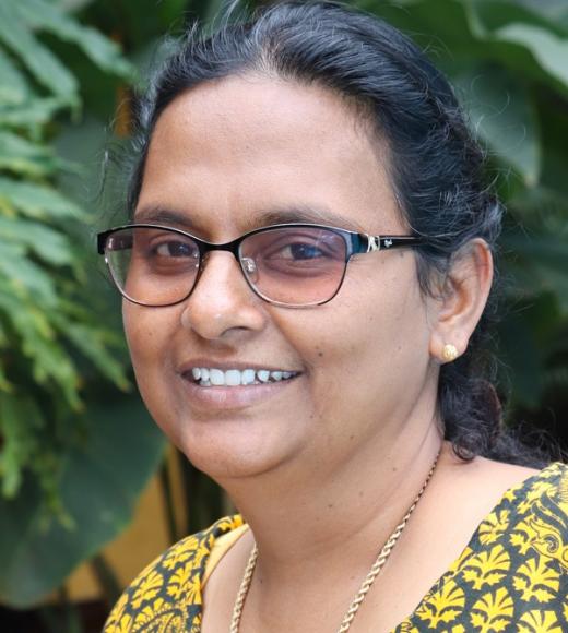 Hilda Vasanthakaalam, UR, portrait
